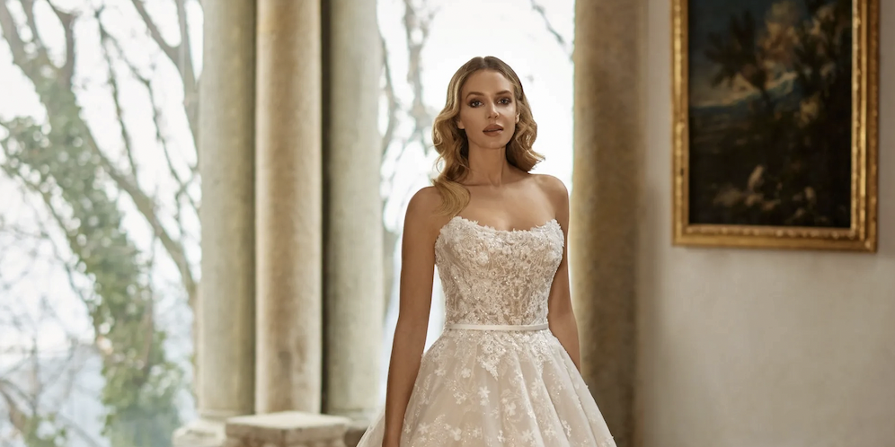 Say Yes to Beautiful Randy Fenoli Wedding Dresses. Mobile Image